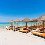 Lido Hookipa